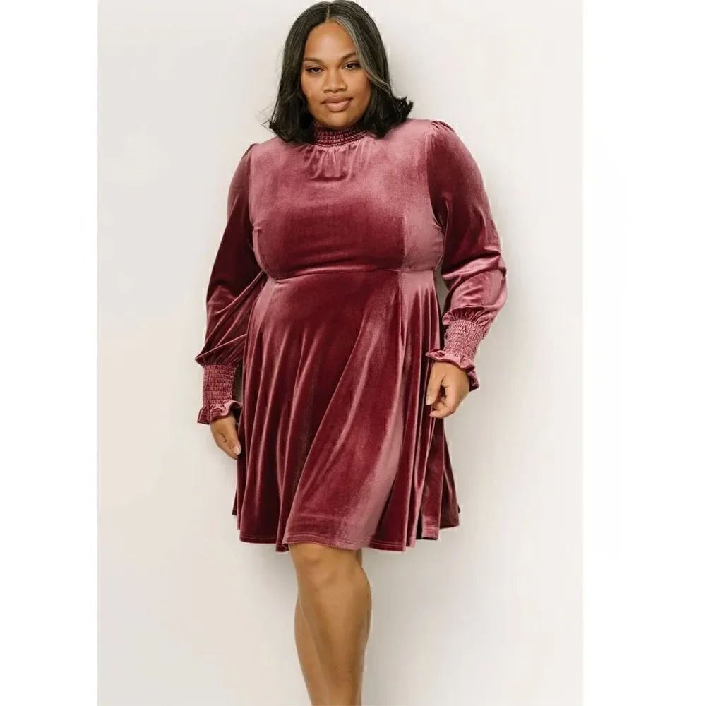 Baltic Born Women’s Tina Mauve Velvet Short Smocked Neck Cuff Dress
